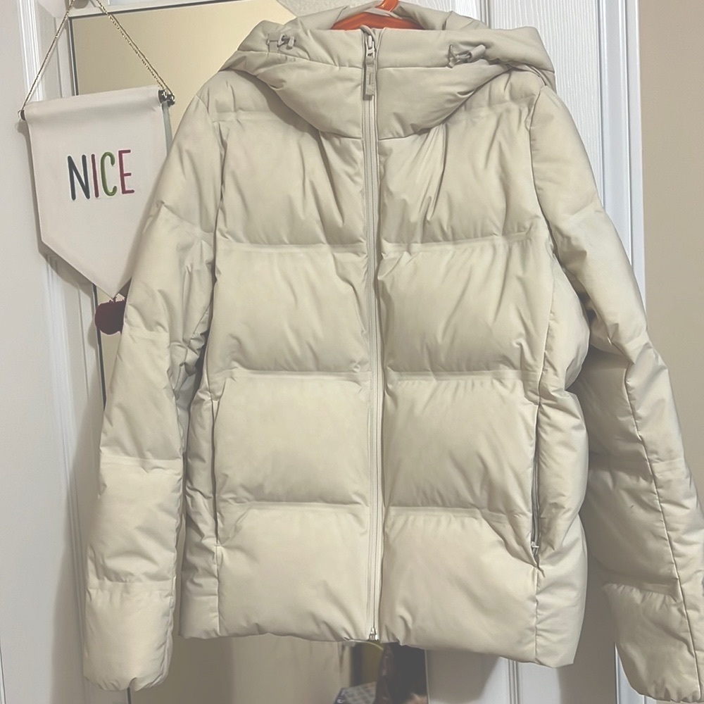 Seamless down jacket - Picture 2 of 9